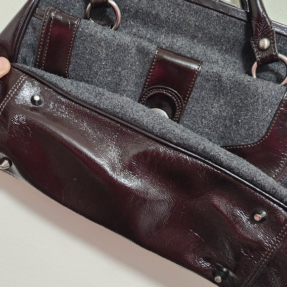 HOBO INTERNATIONAL Kiss Lock Wool Patent Leather Bag - Picture 2 of 7